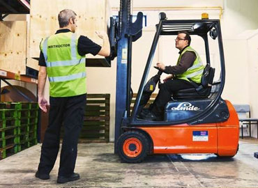  Forklift Training, Plymouth, Devon, Cornwall,First Aid Training, CPC Driver Training, Plant and Machinery Training